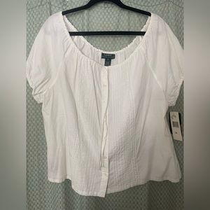 Beautiful vintage Lauren by Ralph Lauren cotton peasant top. New with tags